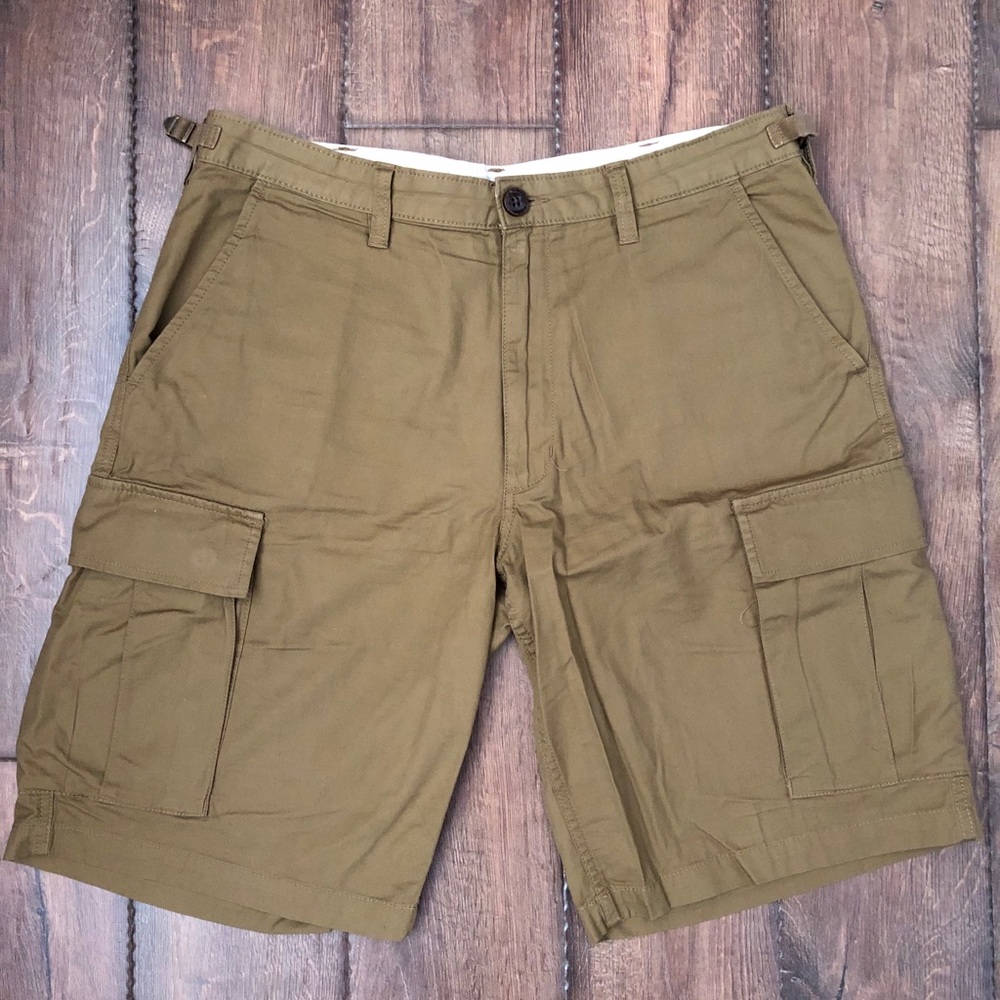 Vans Tan Cargo Shorts